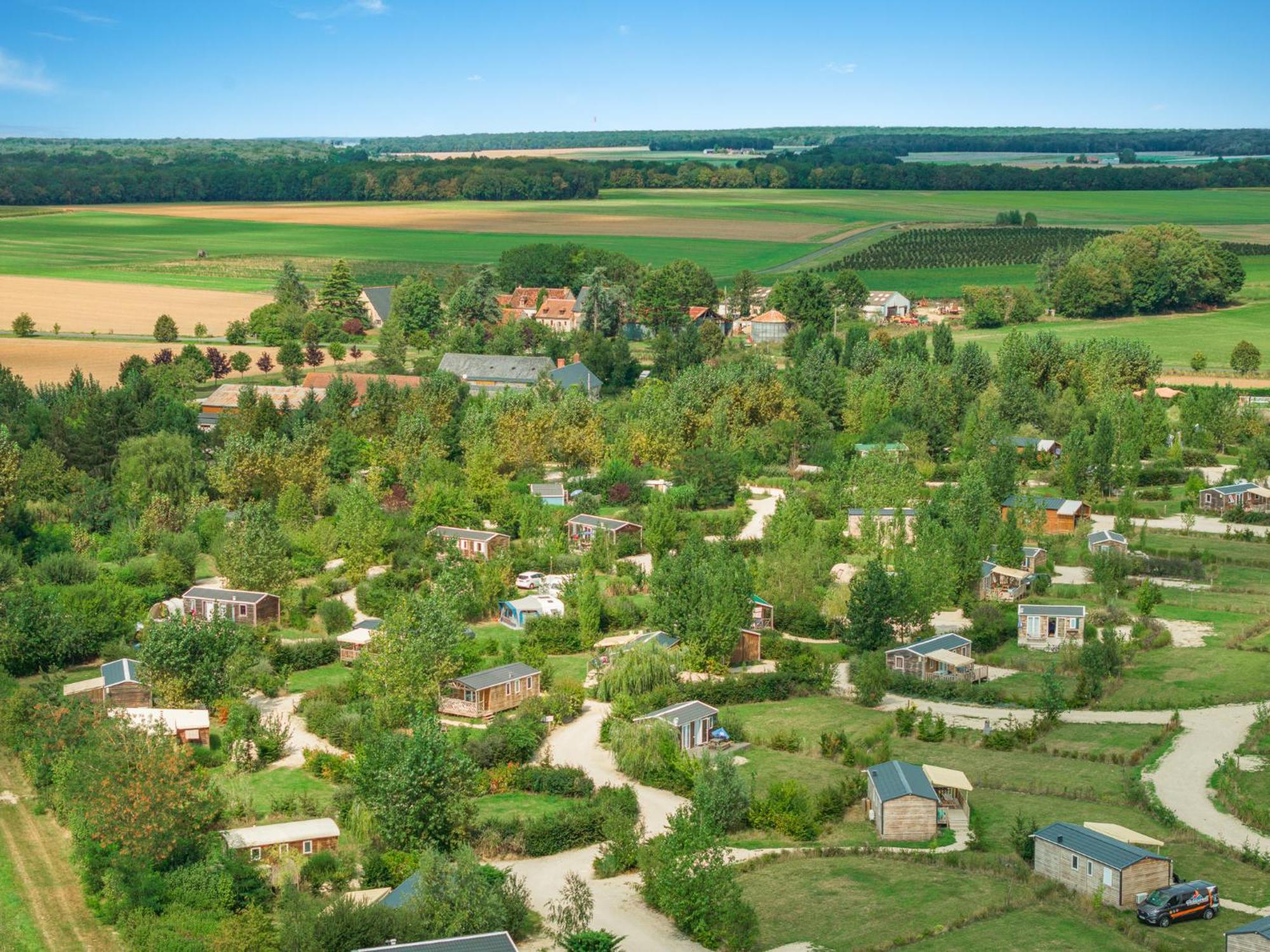 Camping Valloire-Sur-Cisse Seillac Exterior photo