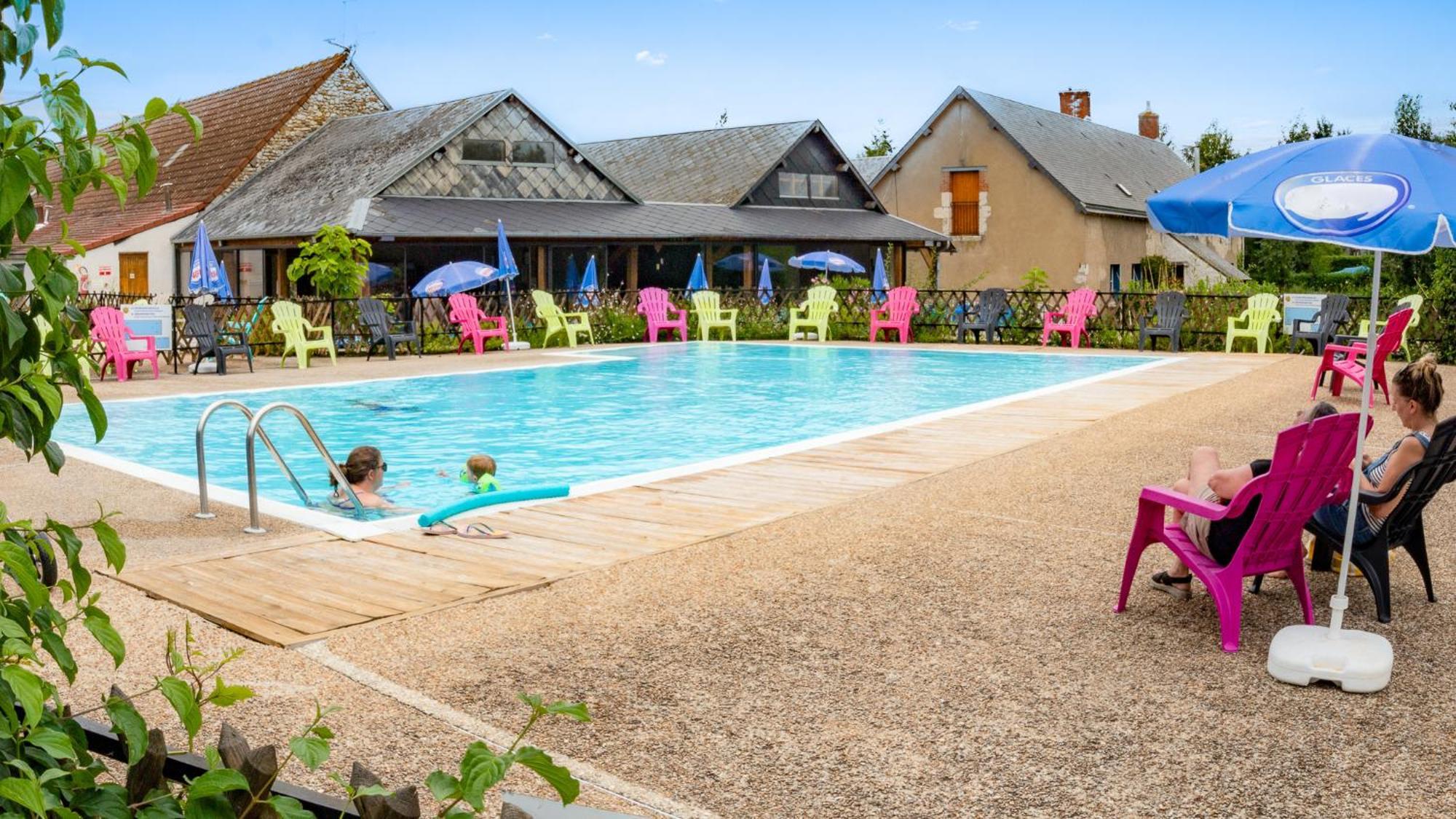 Camping Valloire-Sur-Cisse Seillac Exterior photo